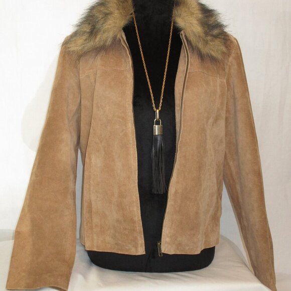 Various new/EUC women's clothes, shoes, boots, jewelry - Picture 2 of 15